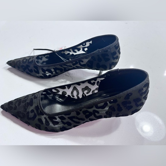 Zara Shoes - NWT Zara Kitten Heel Mesh/velvet Animal Print Shoes Size 37. Great Condition